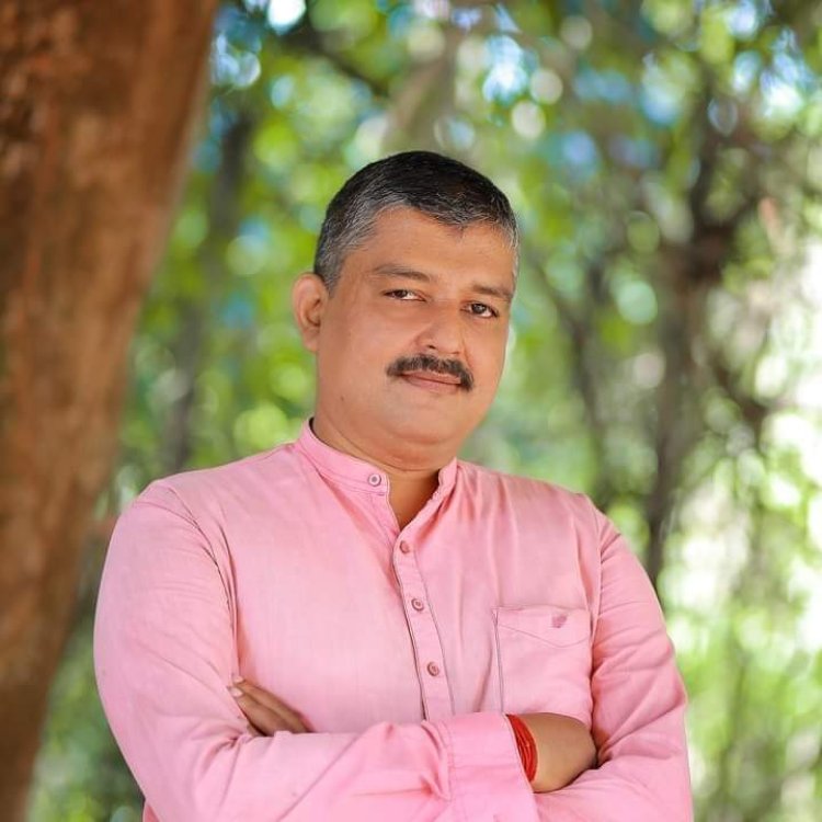 Deepu RS Nair Chadayamangalam: A Literary Icon Celebrated with the Desh Ratna National Award